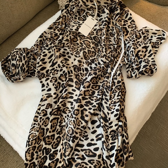 PLEIONE Duster - Picture 4 of 8